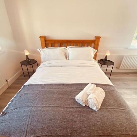 Valley Lodge 3 Bedroom Retreat In Craigantlet Hills Belfast Kültér fotó