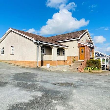 Valley Lodge 3 Bedroom Retreat In Craigantlet Hills Belfast Kültér fotó