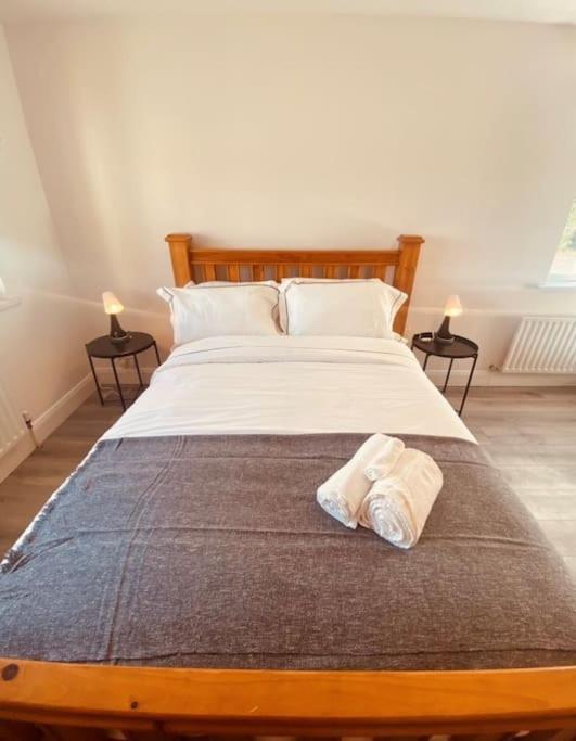 Valley Lodge 3 Bedroom Retreat In Craigantlet Hills Belfast Kültér fotó