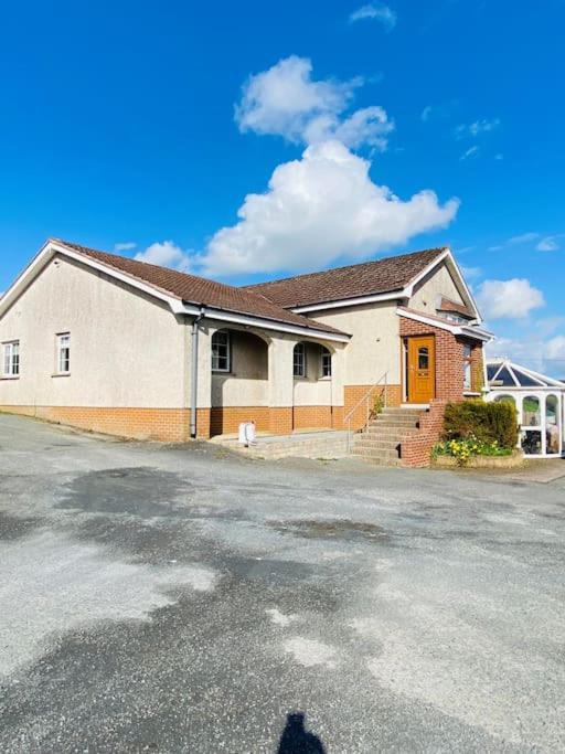 Valley Lodge 3 Bedroom Retreat In Craigantlet Hills Belfast Kültér fotó